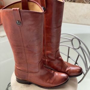 Melissa Button 2 Frye Boots